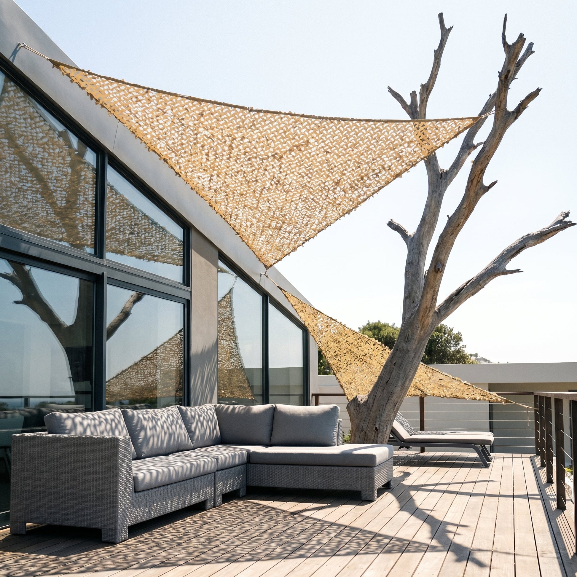 Malla de camuflaje triangular arena para terraza y pérgola - Sombra en ángulo cálida