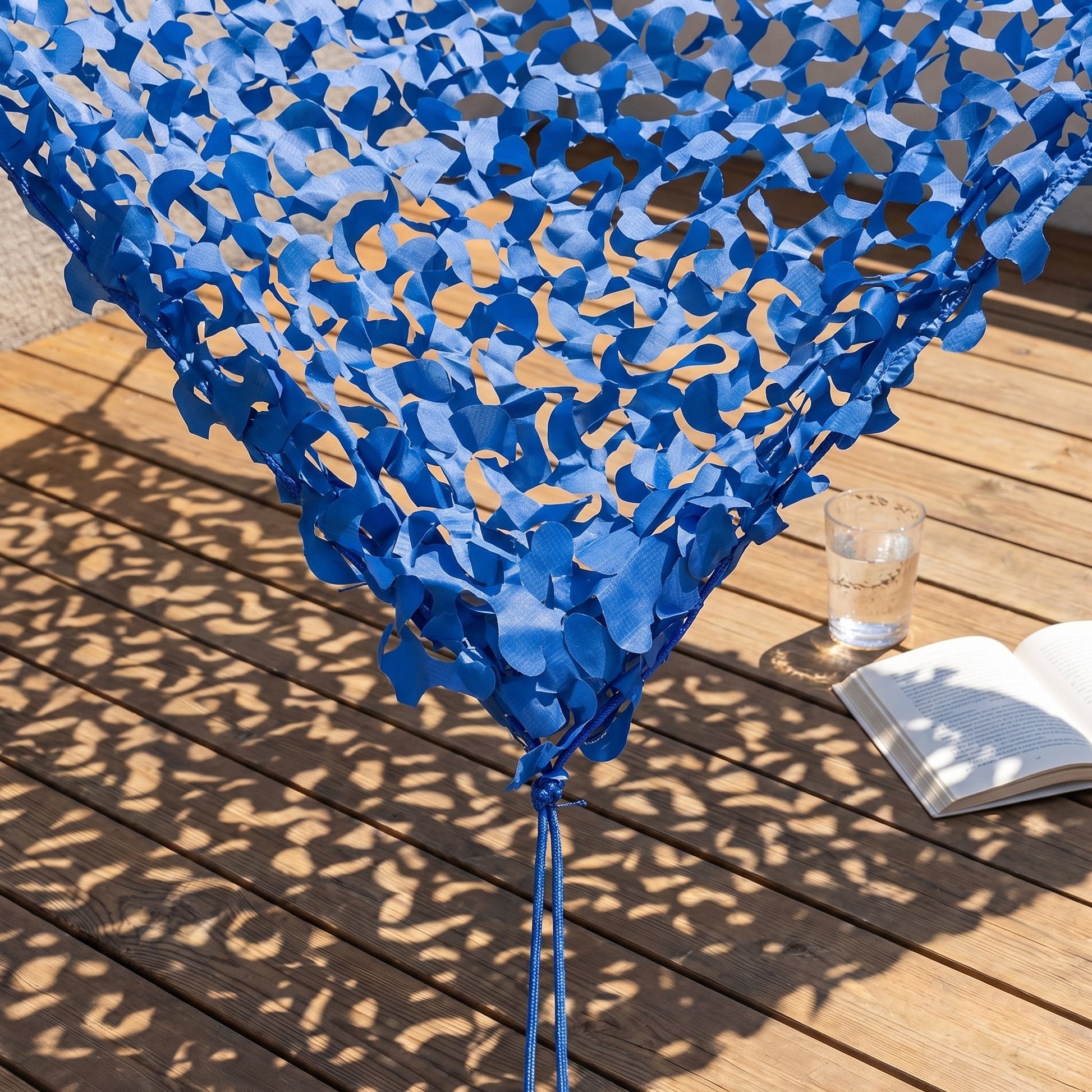 Malla de camuflaje triangular azul para terraza y zona de piscina - Ambiente marinero