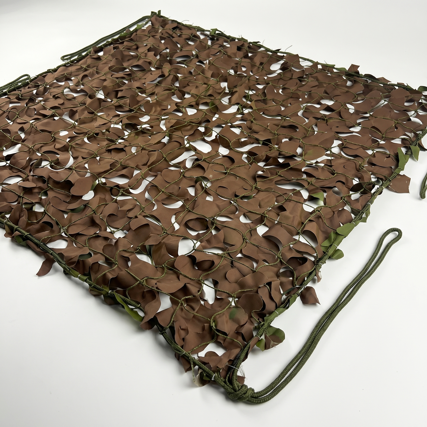 Malla de camuflaje reforzada militar para terraza y jardín - Estilo woodland