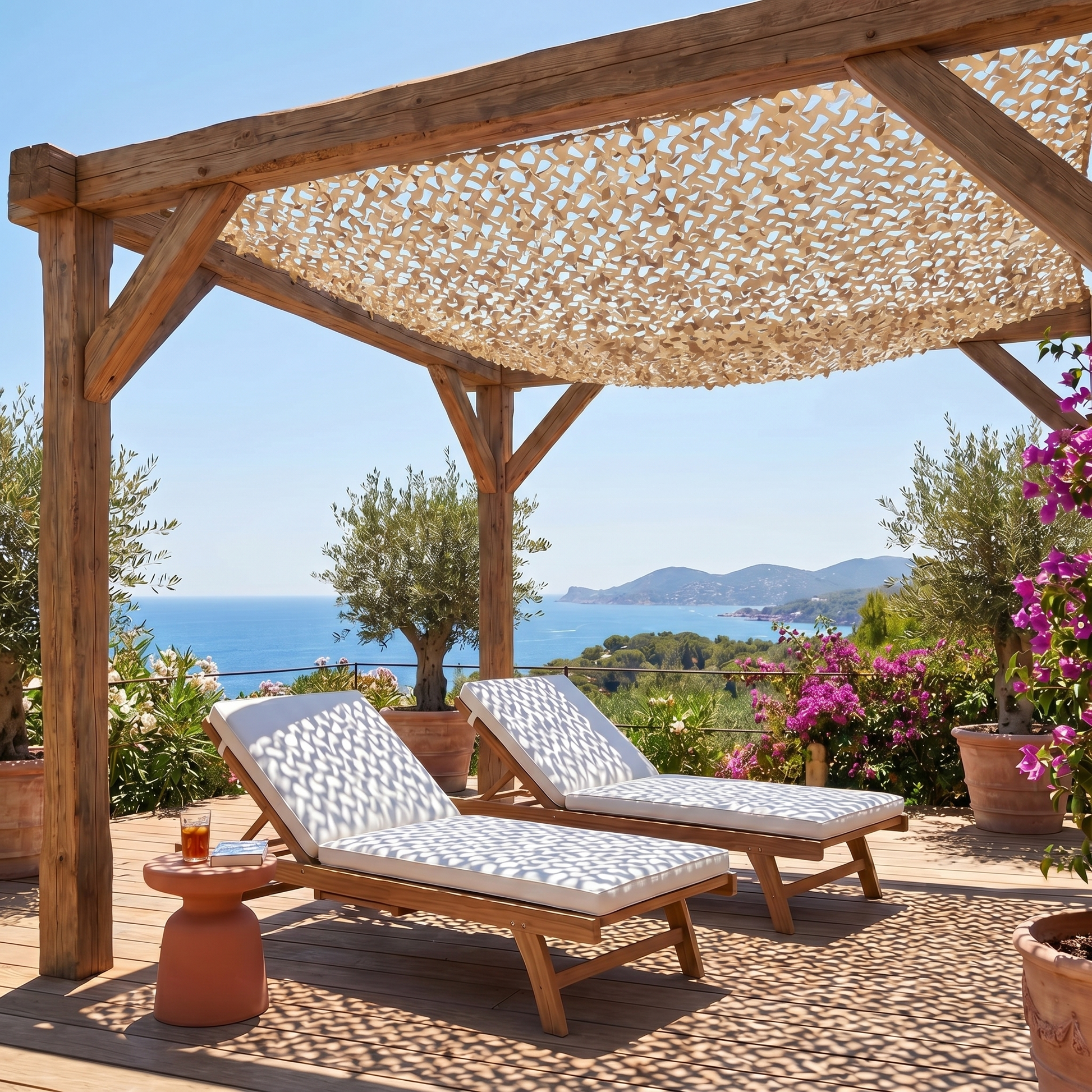 Malla de camuflaje reforzada arena para terraza y pérgola - Ambiente mediterráneo